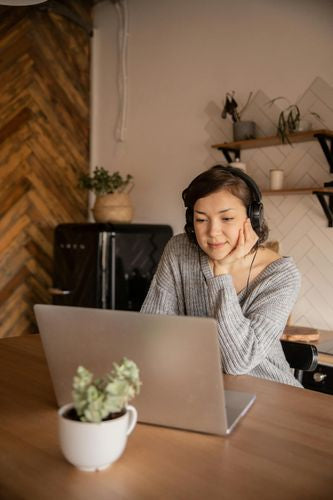 Does Listening to Music While Working Help Improve Focus?